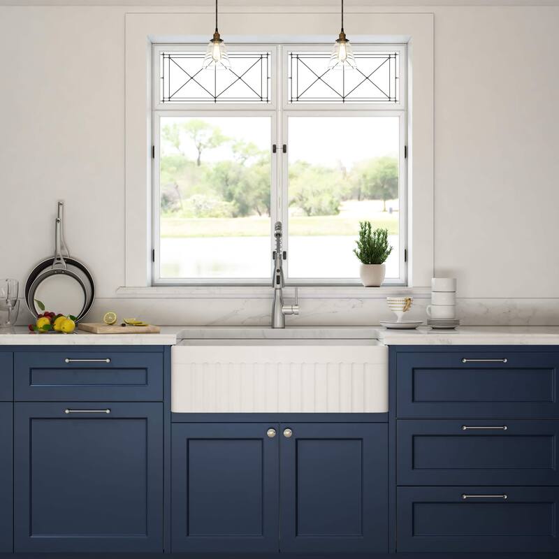 33" White Fireclay Farmhouse Undermount Kitchen Sink with Bottom Grid and Strainer