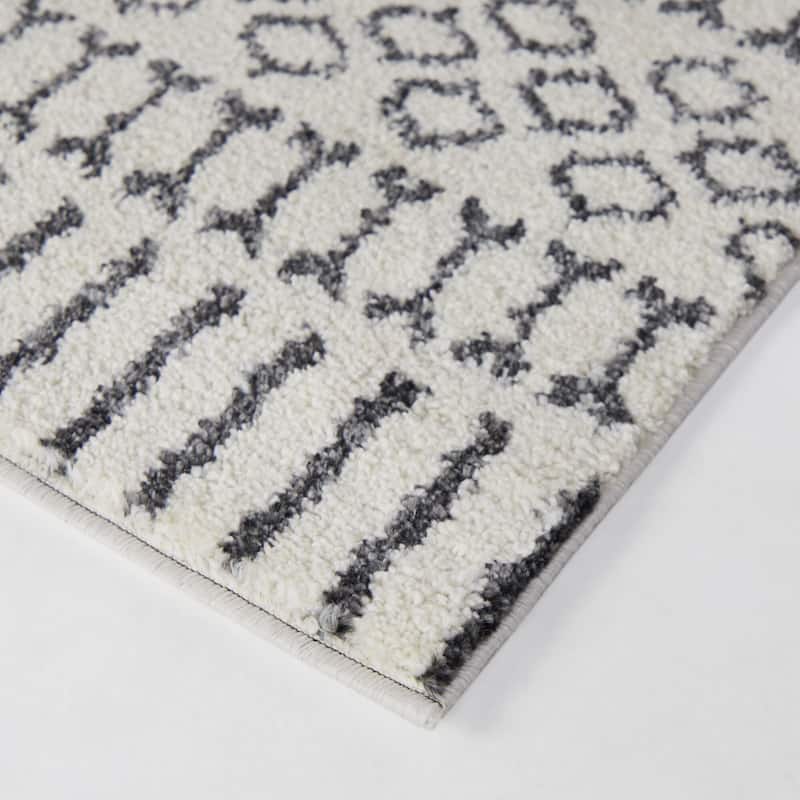 Jeanne Transitional Striped Area Rug
