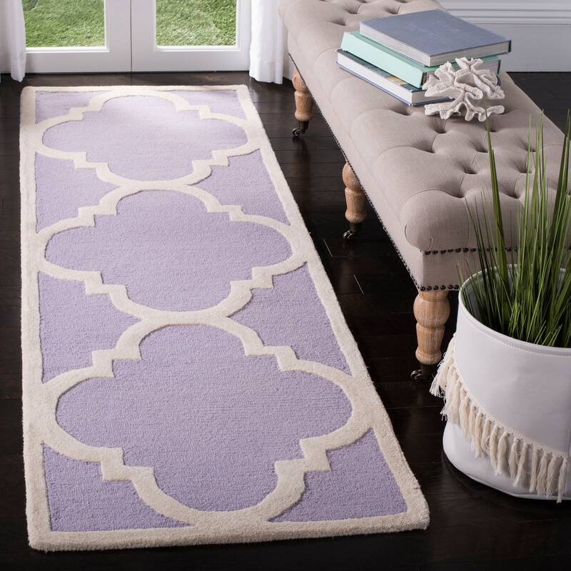 SAFAVIEH Handmade Cambridge Gullveig Modern Moroccan Wool Rug - 2'6" x 6' Runner - Lavander/Ivory
