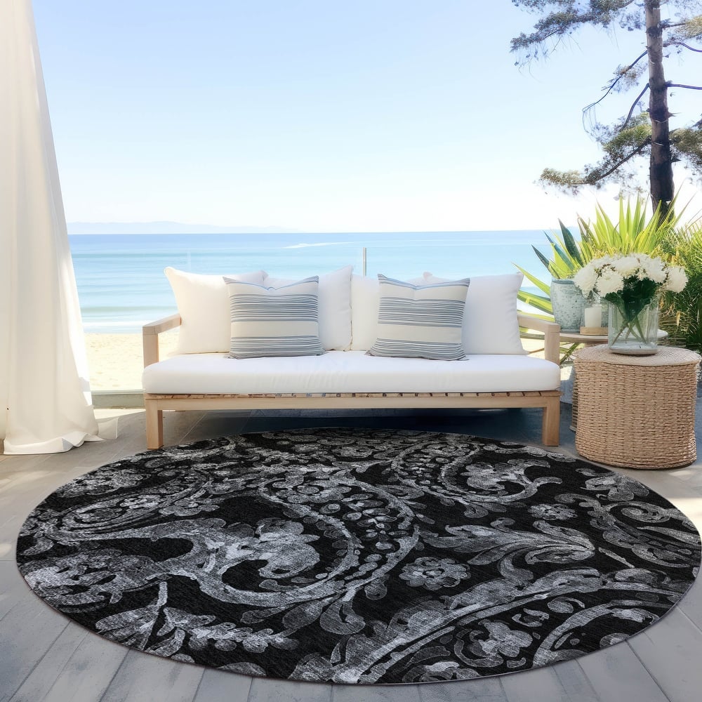 Machine Washable Indoor/ Outdoor Chantille Traditional Scroll Rug