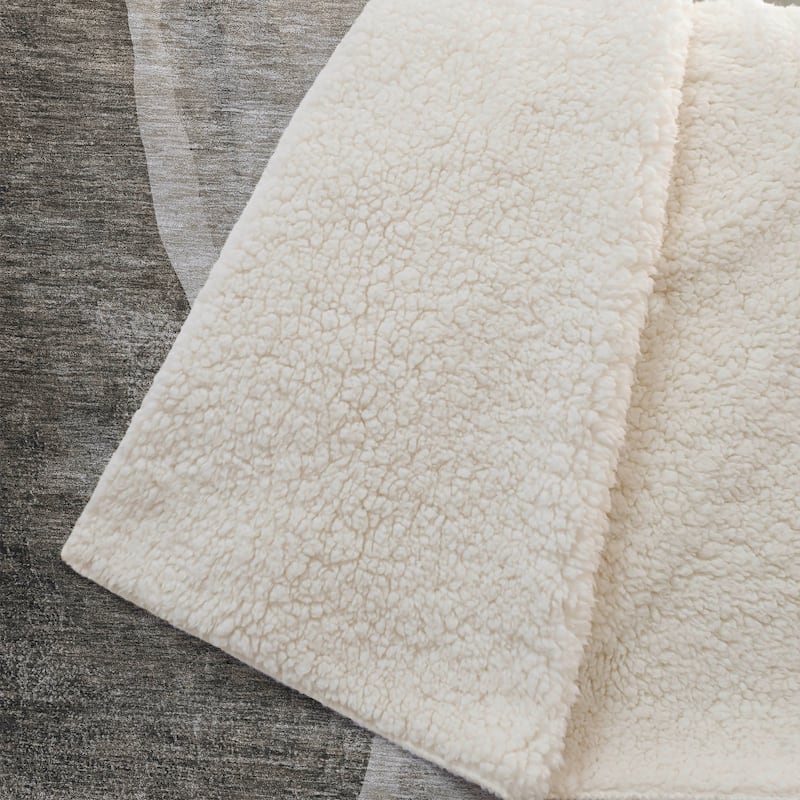Premium Machine Washable Casual Contemporary Sherpa Throw Blanket