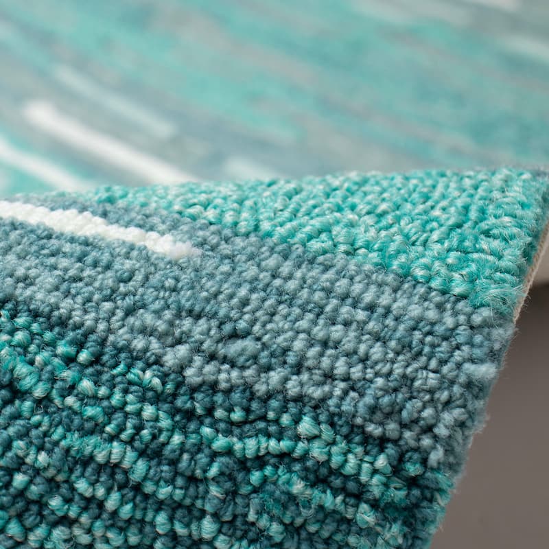 Liora Manne Capri Wave Indoor/Outdoor Area Rug