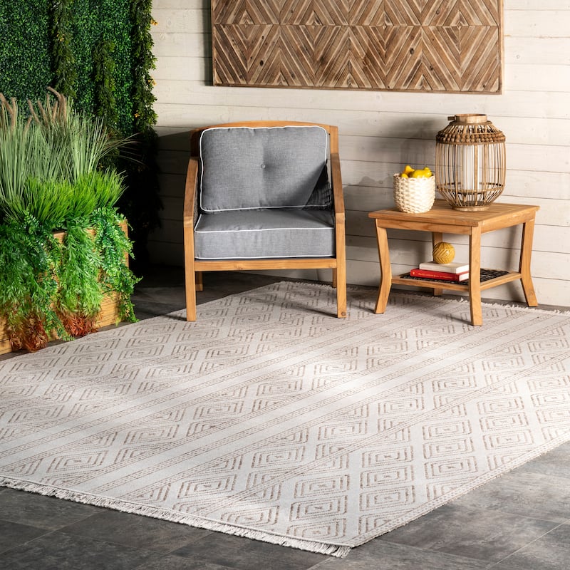 Nuloom Casual Geometric Indoor/ Outdoor Geometric Striped Area Rug - 3' x 5' - Beige
