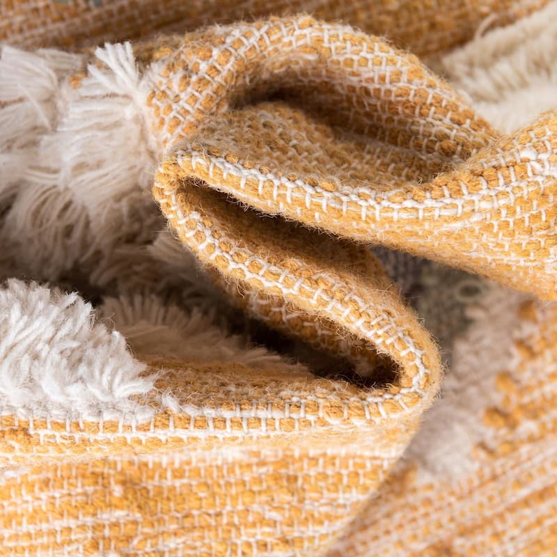 Southwestern/Lodge Izhobert Collection Area Rug