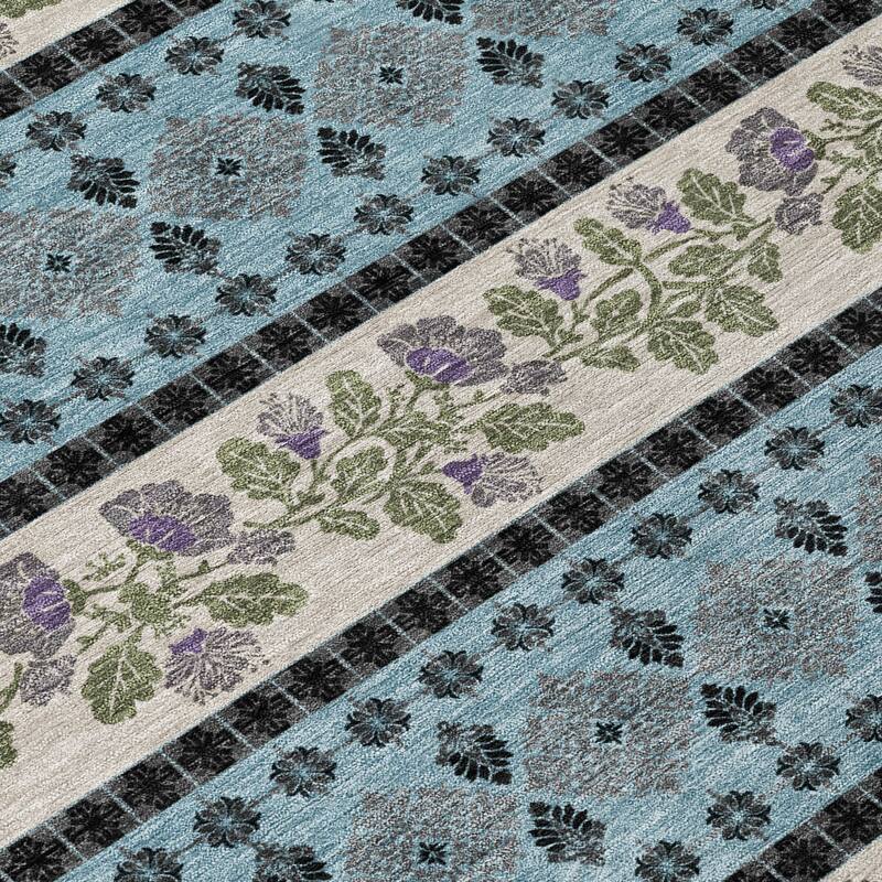 Machine Washable Indoor/ Outdoor Stripe Sochi Chantille Rug