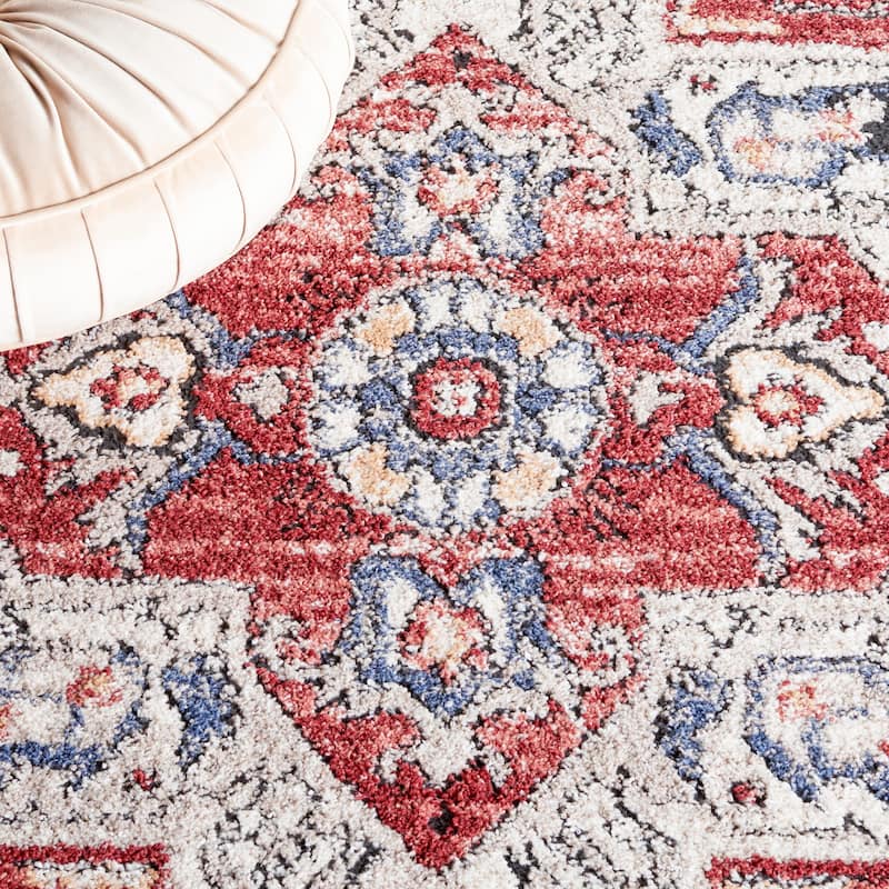 SAFAVIEH Luna Marta Oriental Medallion Rug