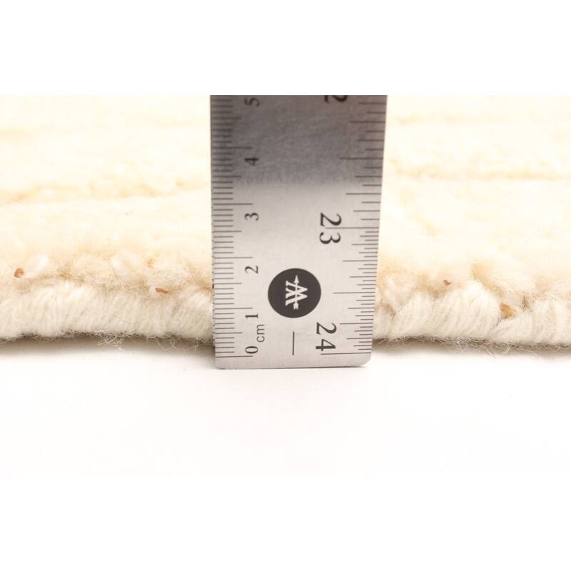 ECARPETGALLERY Hand-knotted Tangier Cream Wool Rug - 5'6 x 7'11