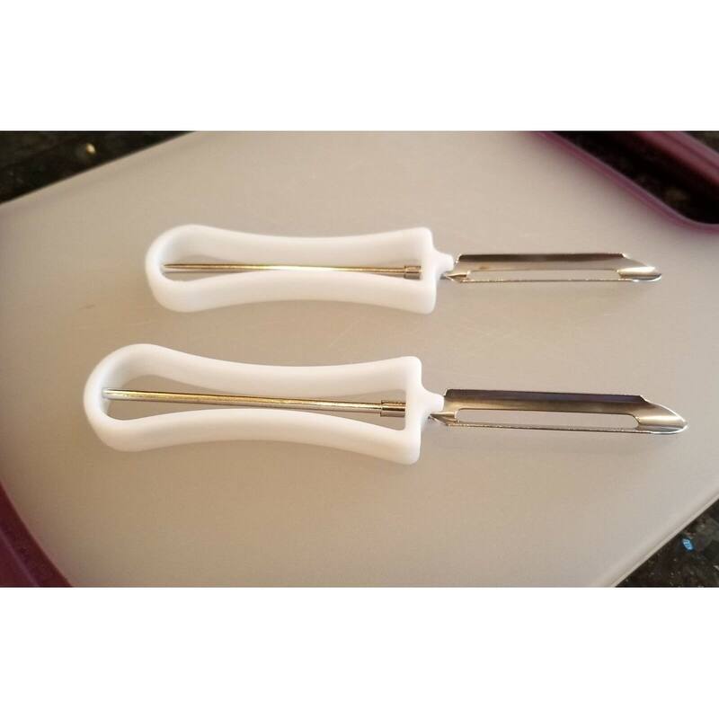 Handy Housewares 2 Piece Swivel Vegetable Peeler Set - Ideal for Apples, Carrots, Potatoes