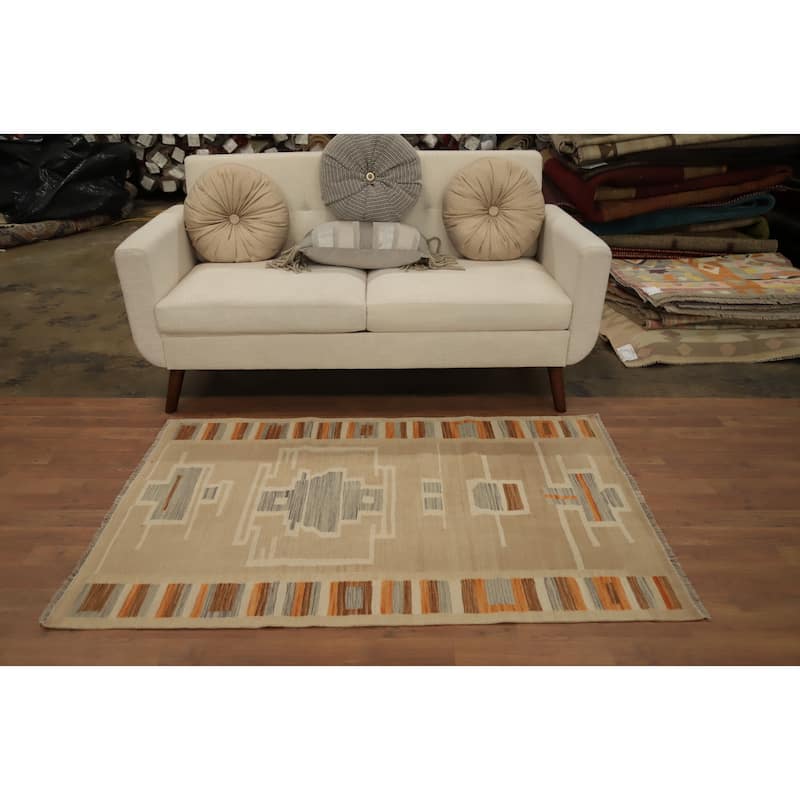Hand Woven Oriental 100% Wool Carpet Southwestern Tribal Beige & Ivories Kilim Area Rug - 5' 0'' X 3' 5''