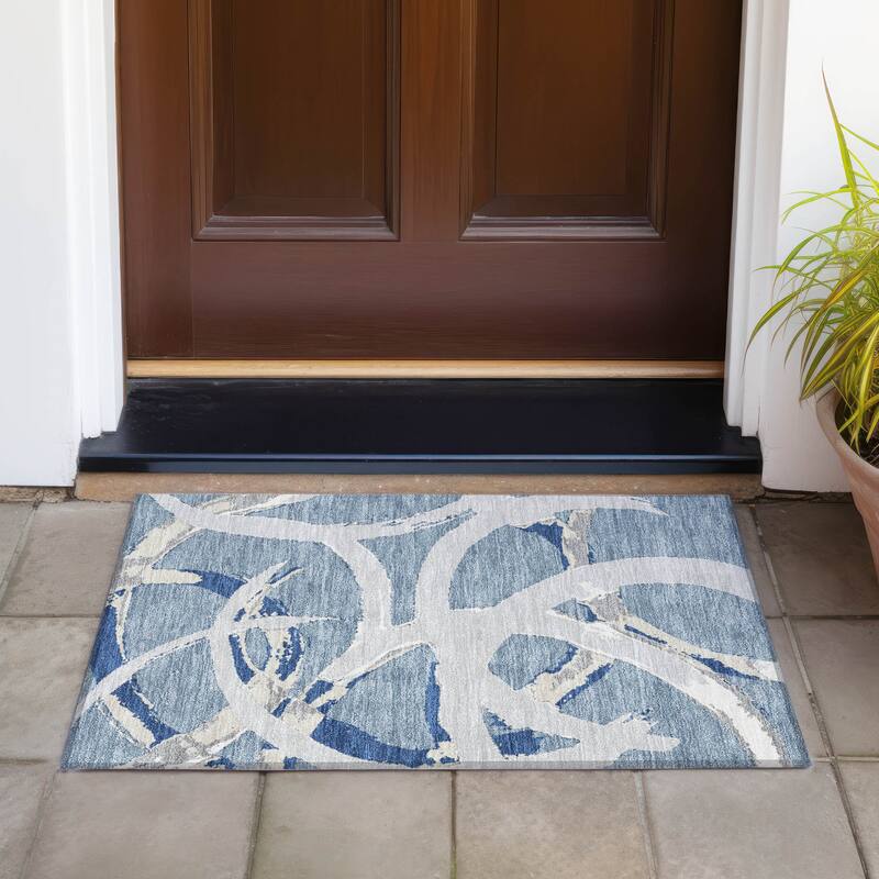 Machine Washable Indoor/ Outdoor Abstract Contemporary Chantille Rug - Denim - 1'8" x 2'6"