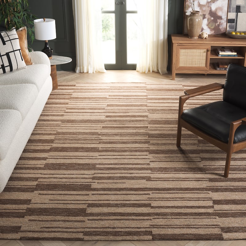 SAFAVIEH Handmade Natural Fiber Kimiyo Casual Jute Rug - 8' x 10' - Natural/Brown