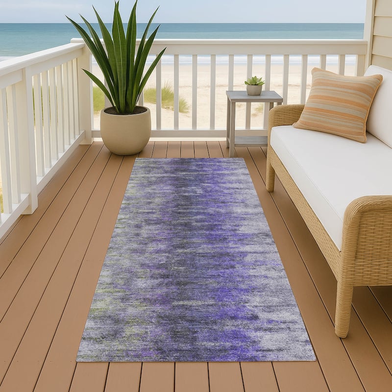 Machine Washable Indoor/ Outdoor Contemporary Ombre Chantille Rug - Purple - 2'3" x 7'6"