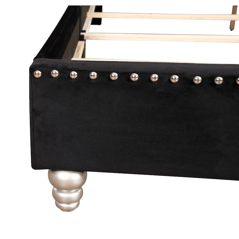 Glory Furniture Maxx Tufted Upholstered Bed