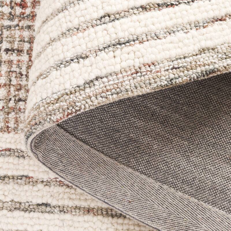 SAFAVIEH Handmade Ebony Dorith Border Wool Rug