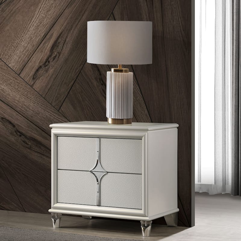Gwendolyn Pearl White 2-drawer Nightstand Bedside Table
