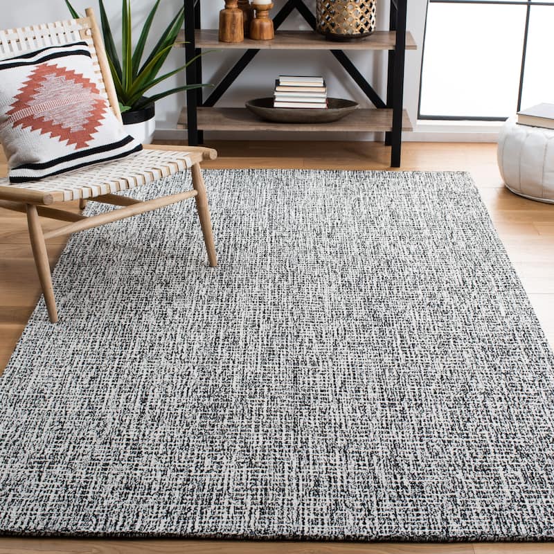 SAFAVIEH Handmade Abstract Lottie Modern Wool Rug - 4' Square - Black/Ivory - Square