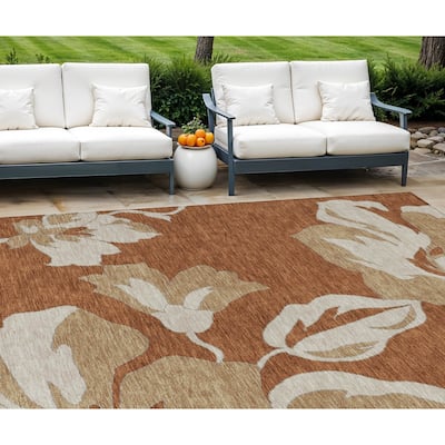 HomeRoots Floral Transitional Rectangle Outdoor Rug
