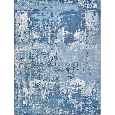 EXQUISITE RUGS Koda Hand-loomed Bamboo Silk Blue/Ivory Area Rug.