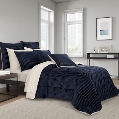 J. Queen New York Everett Comforter Set