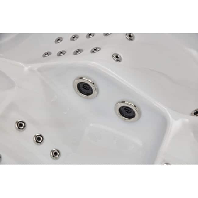 Luxury Spas Casey 3-Person Spa