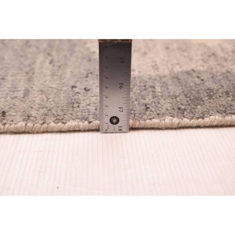 ECARPETGALLERY Hand-knotted Tangier Light Grey Wool Rug - 5'1 x 7'11