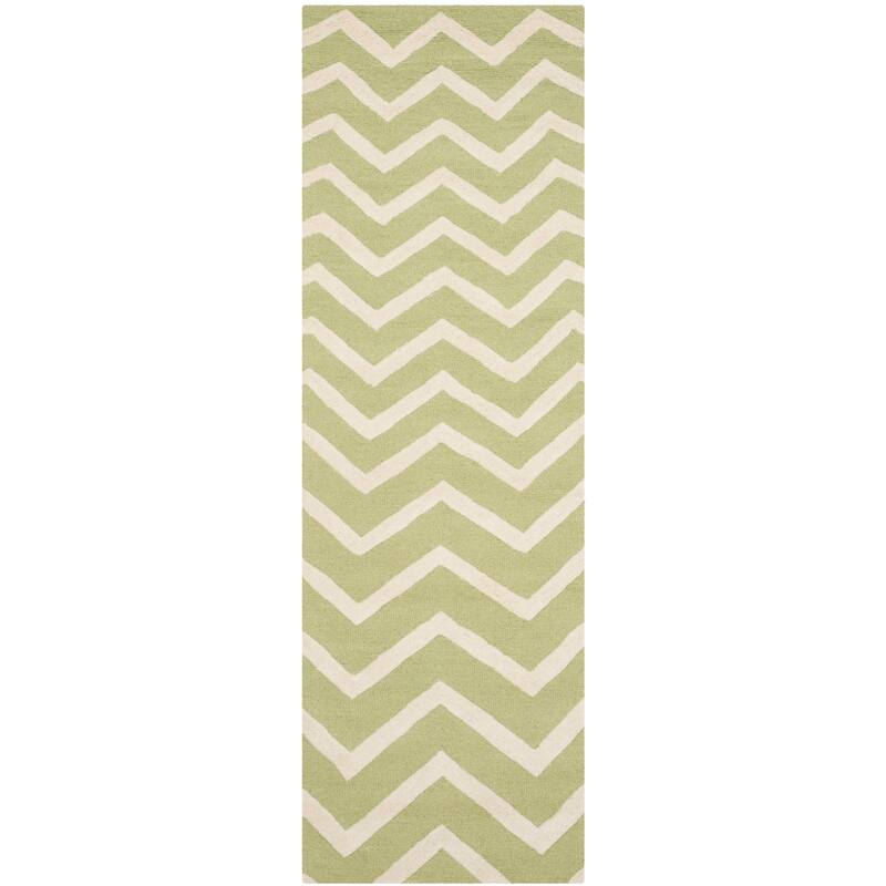 SAFAVIEH Handmade Cambridge Terttu Chevron Wool Rug