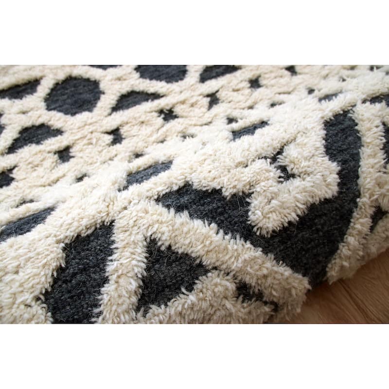 Suino Cream/Tan Geometric Hand-Tufted Wool Casual Indoor Area Rug by Sevita
