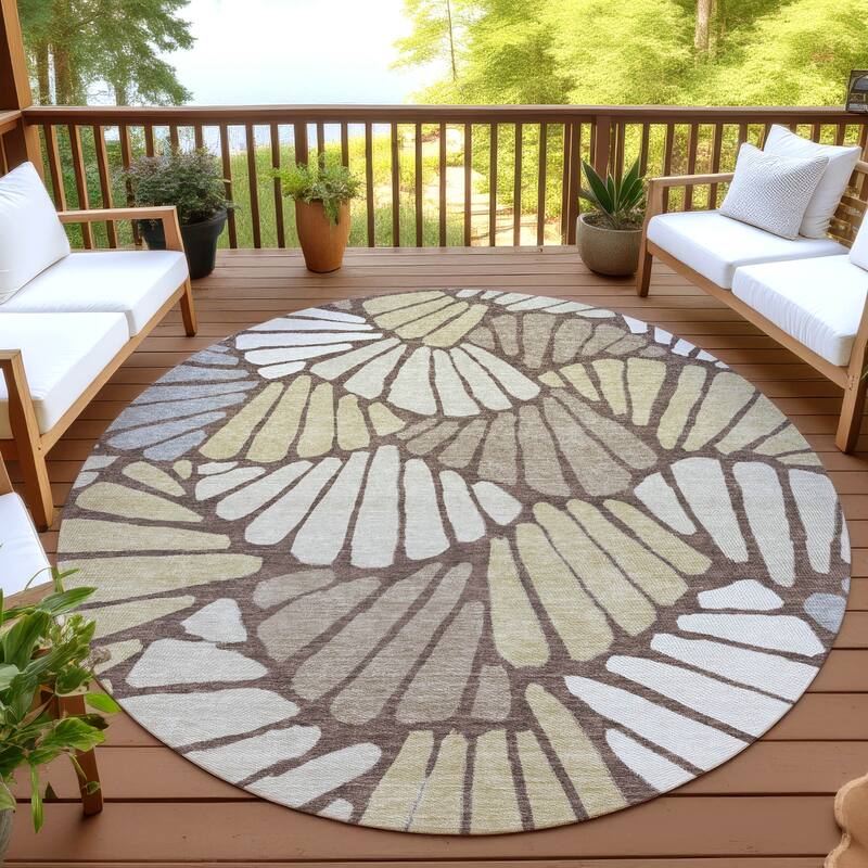 Machine Washable Indoor/ Outdoor Floral Modern Chantille Rug - Chocolate - 8' x 8'