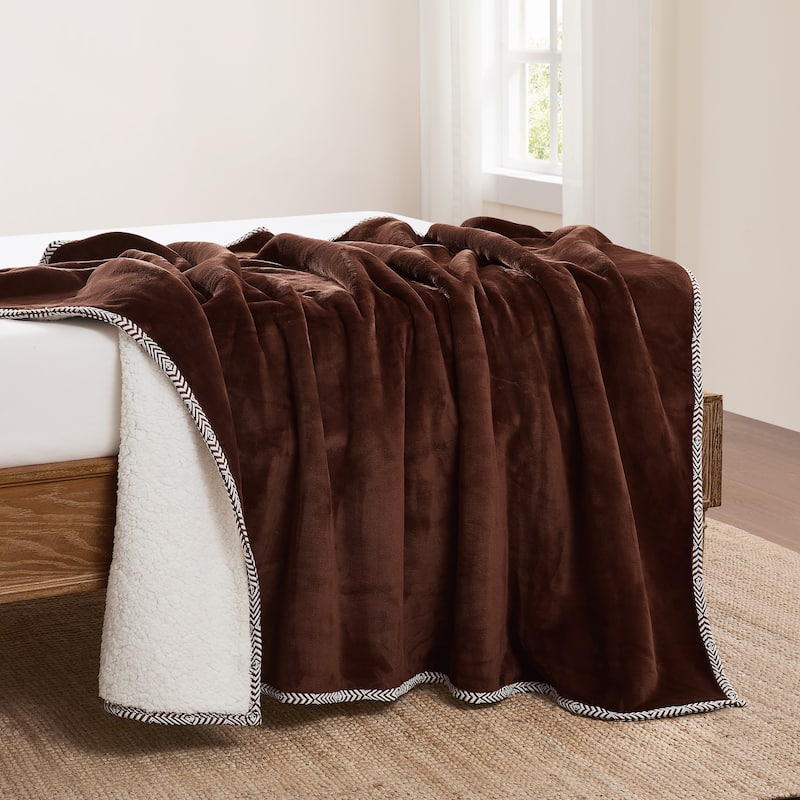 Brooklyn Loom Super Soft Braided 50x70 Throw