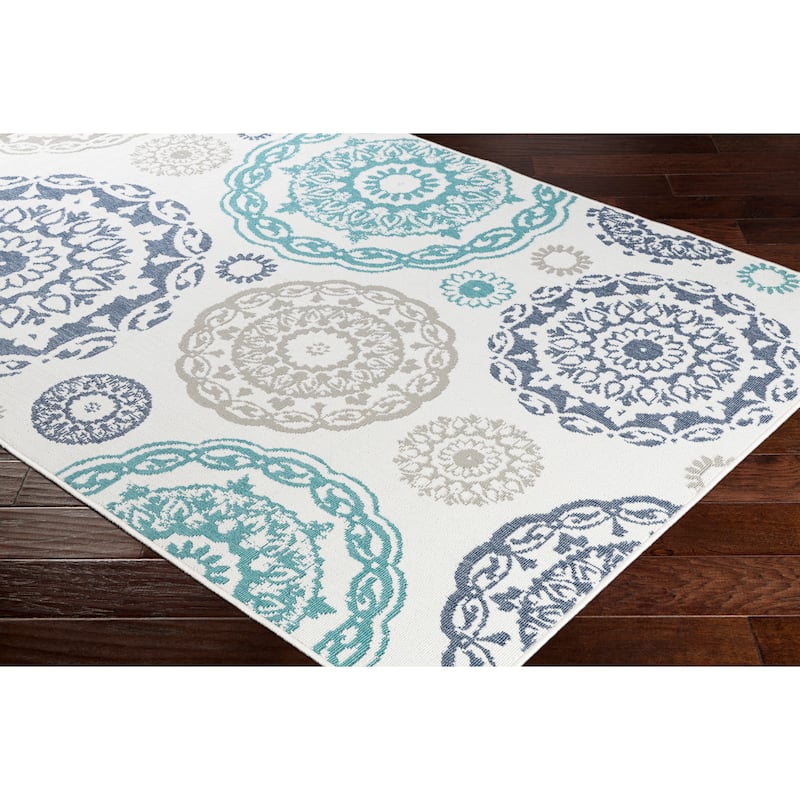 Arrigo Transitional Indoor/ Outdoor Area Rug - 8'9" Square