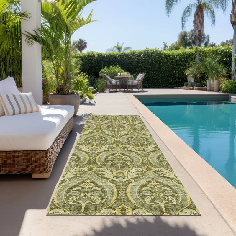 Machine Washable Indoor/ Outdoor Damask Chantille Rug
