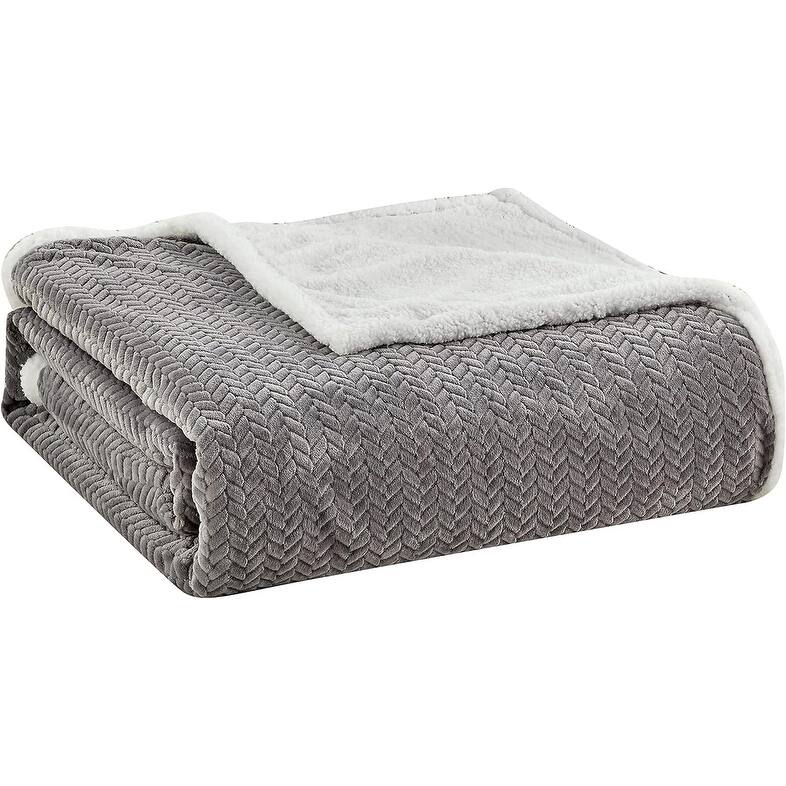 Décor&More HomeEssentials Extra Heavy and Plush Chevron Braided King Size Microplush Blanket with Sherpa Backing 108x90 - Grey
