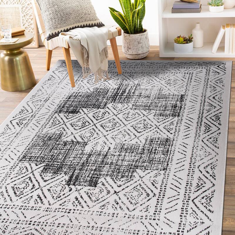 World Rug Gallery Transitional Bohemian Indoor/Outdoor Area Rug