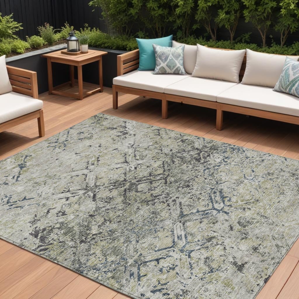 HomeRoots Geometric Transitional Rectangle Outdoor Rug