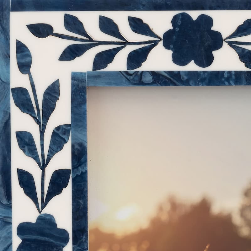 Sagebrook Home Floral 4" x 6" Picture Frame Blue and White Floral Petals Polyresin Portrait