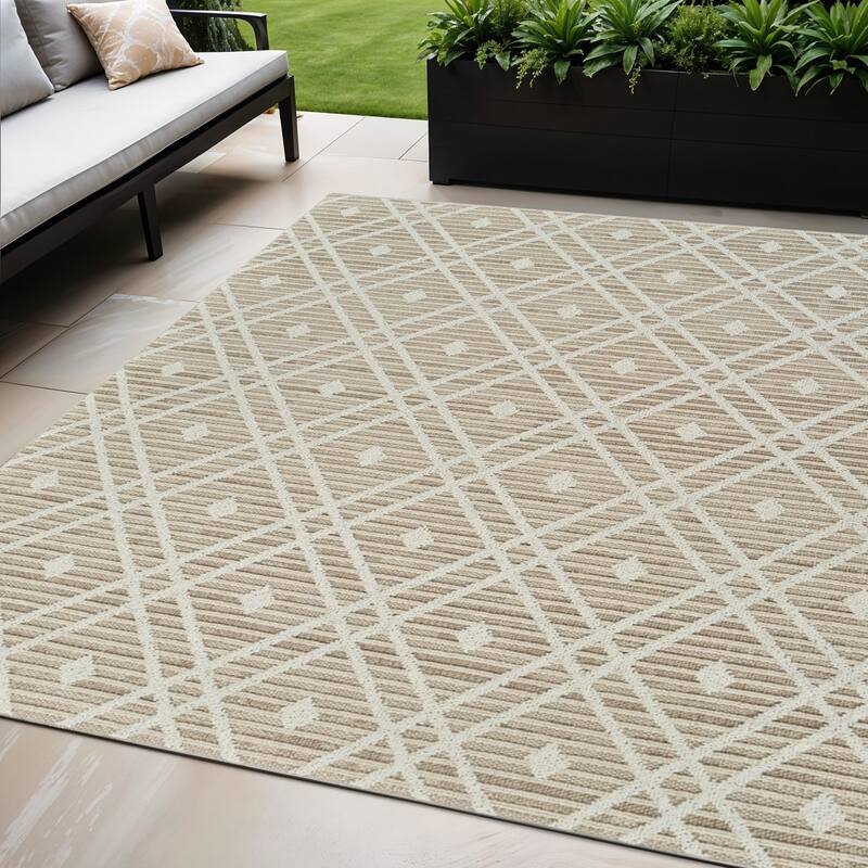 Mone Abstract Shapes Weather Resistant Sleek Contemporary Outdoor Rug