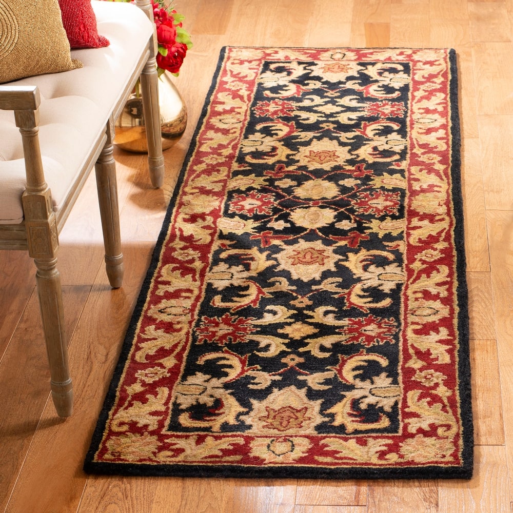 SAFAVIEH Handmade Classic Rukiye Traditional Oriental Wool Rug