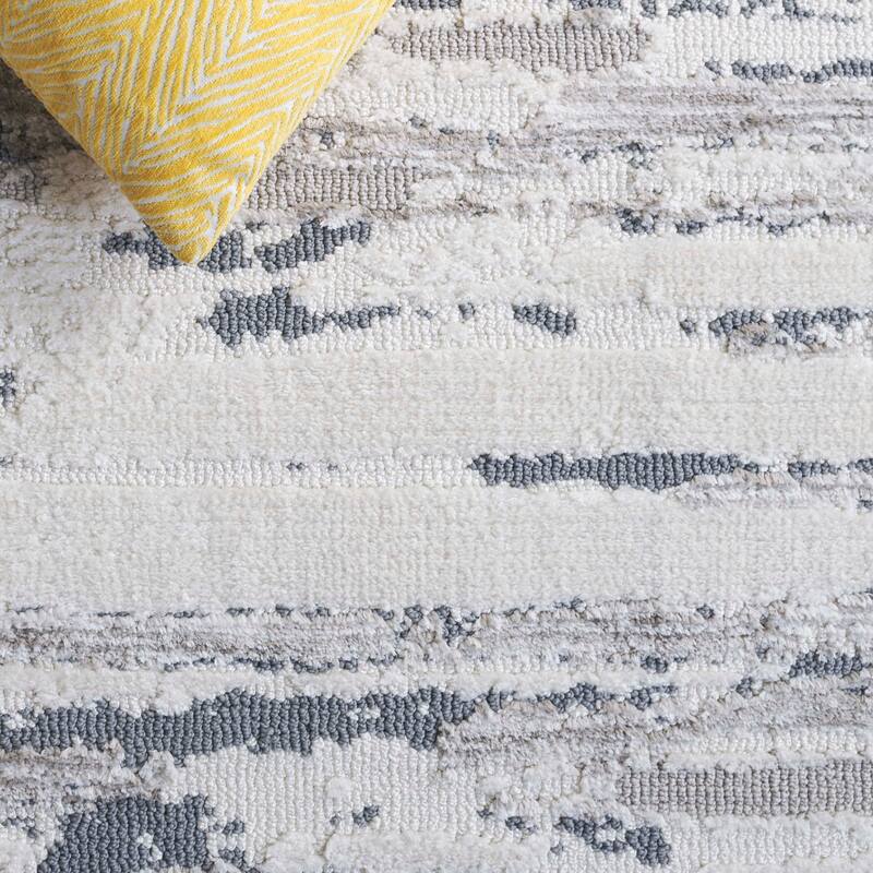 SAFAVIEH Audrey Essi Modern & Contemporary Rug