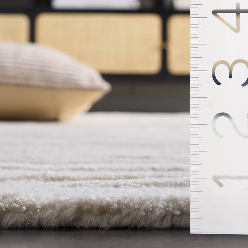 SAFAVIEH Handmade Glamour Oprica Contemporary Wool Rug