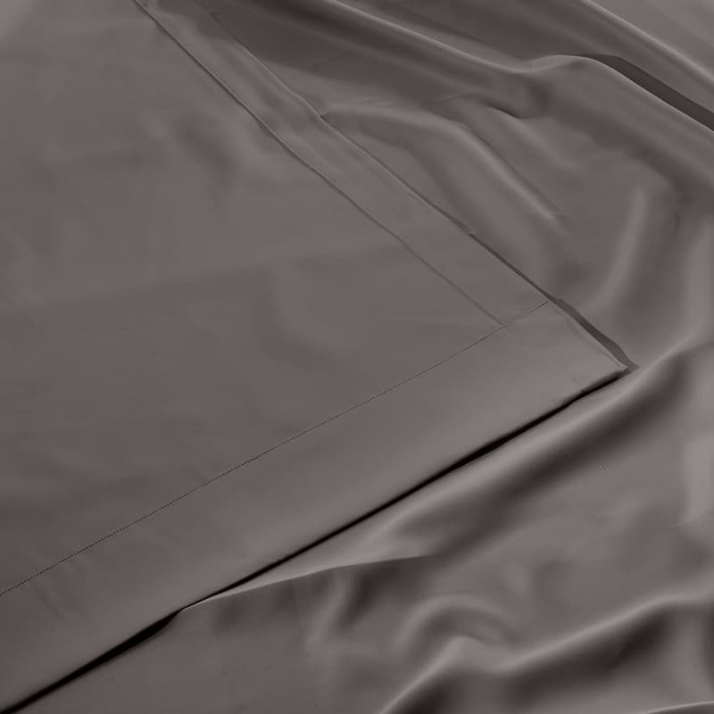 Exclusive Fabrics Extra Wide Room Darkening Grommet 96-inch Curtain (1 Panel)