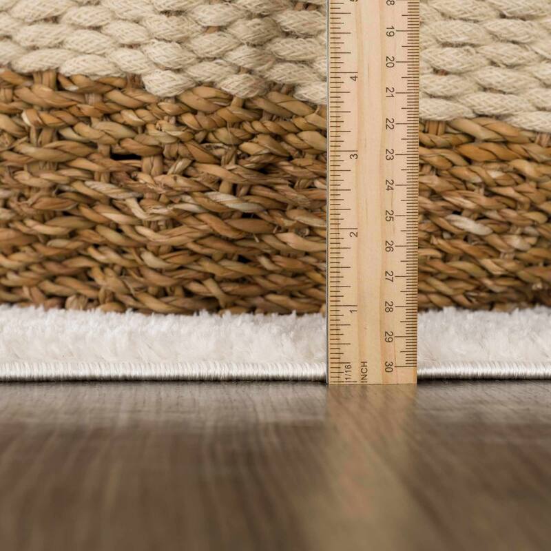 Hauteloom Keone Hallway, Kitchen Runner Rug - High Pile - Rose Cream - 2'8" x 7'3"
