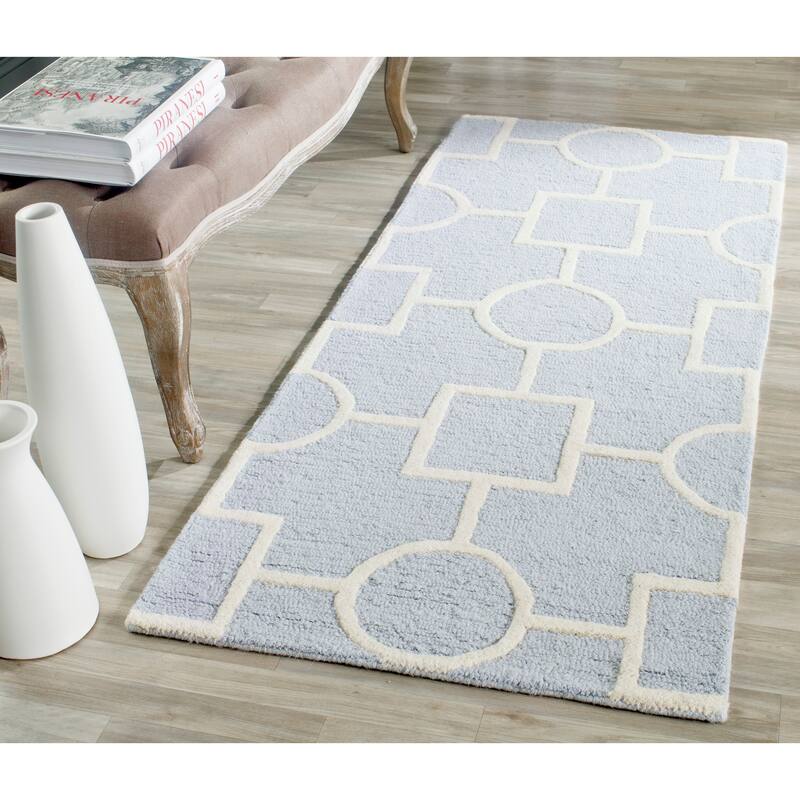 SAFAVIEH Handmade Cambridge Pietrix Modern Moroccan Wool Rug - 2'6" x 6' Runner - Light Blue/Ivory