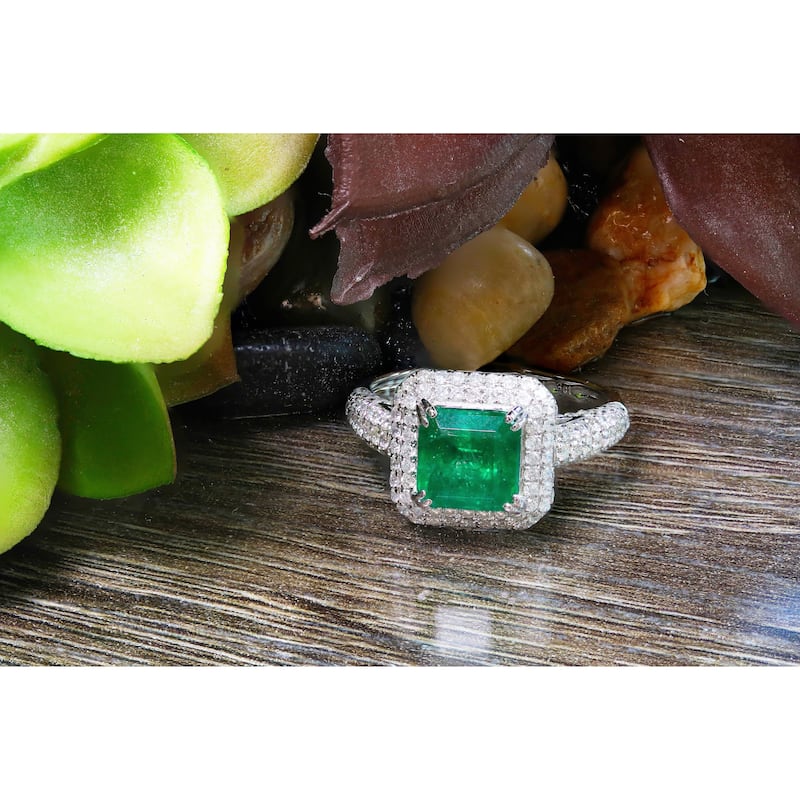 Auriya 18k White Gold 2ct Princess-Cut Emerald and 1ct TDW Diamond Halo Engagement Ring