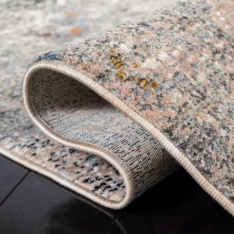 SAFAVIEH Limitee Darlyne Abstract Distressed Rug