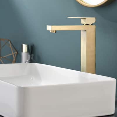 Single Hole Single-Handle Bathroom Faucet in Brushed Gold