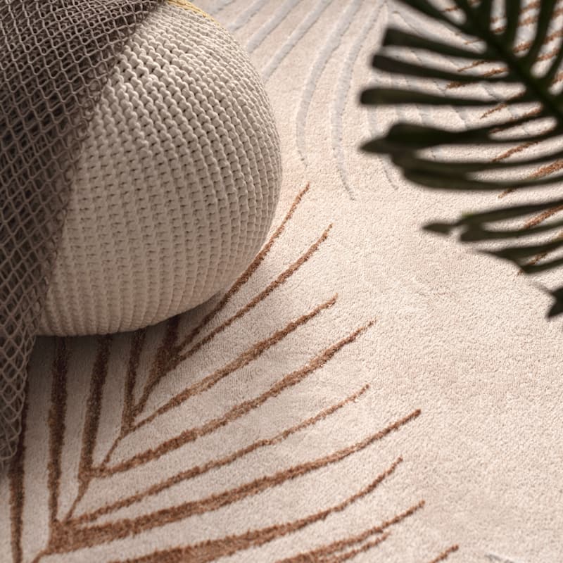 Elegant Area Rug with Textured Palm Leaf Design