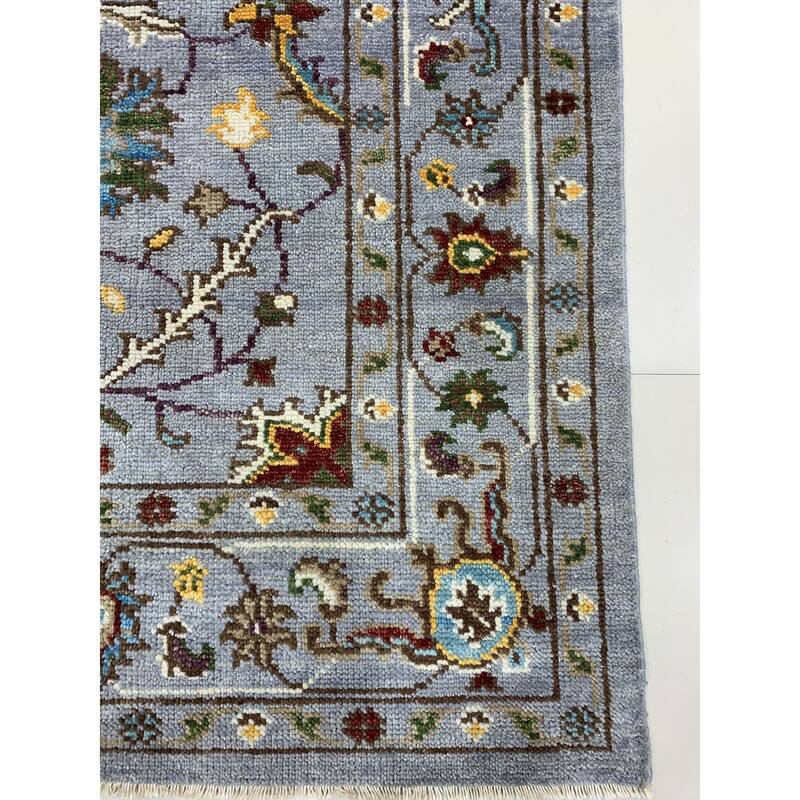 Gray Traditional Classic Collection Area Rug - Timeless Sophistication and Comfort