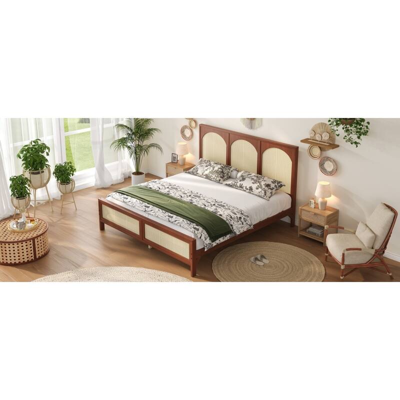 Roomfitters Queen/King Wood Platform Bed with Rattan Headboard and Footboard