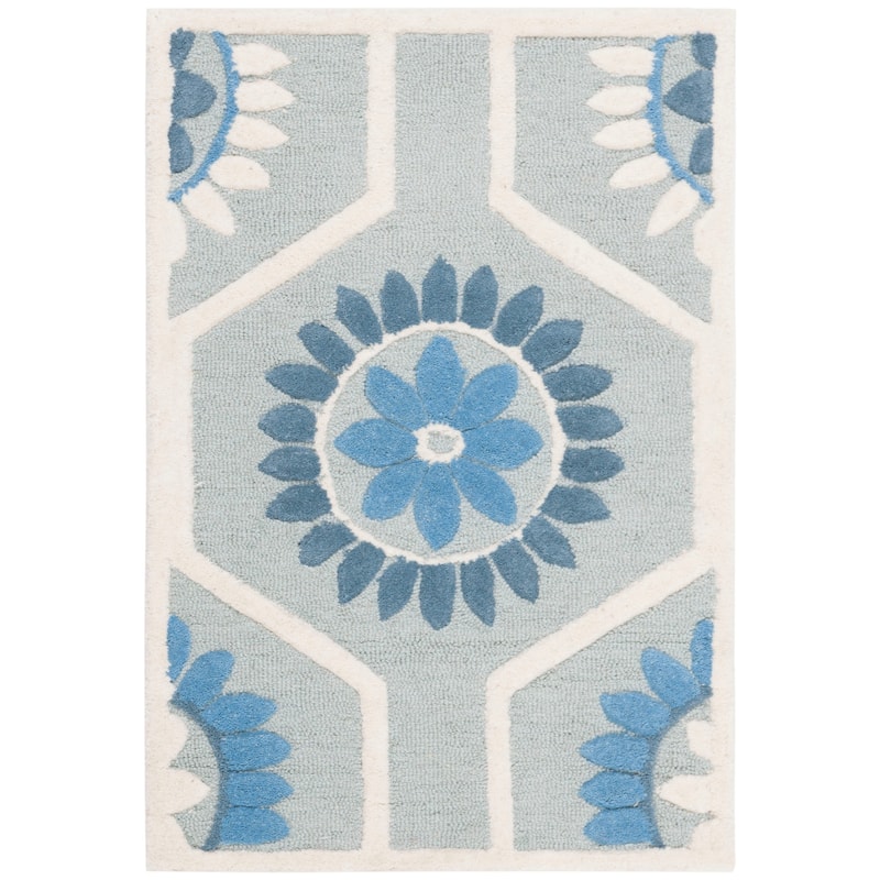 SAFAVIEH Handmade Cambridge Edeltraud Modern Moroccan Wool Rug - 2' x 3' - Blue/Ivory