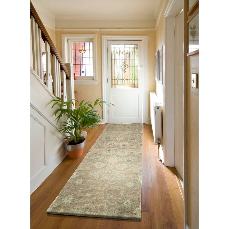 3200 Helena Collection